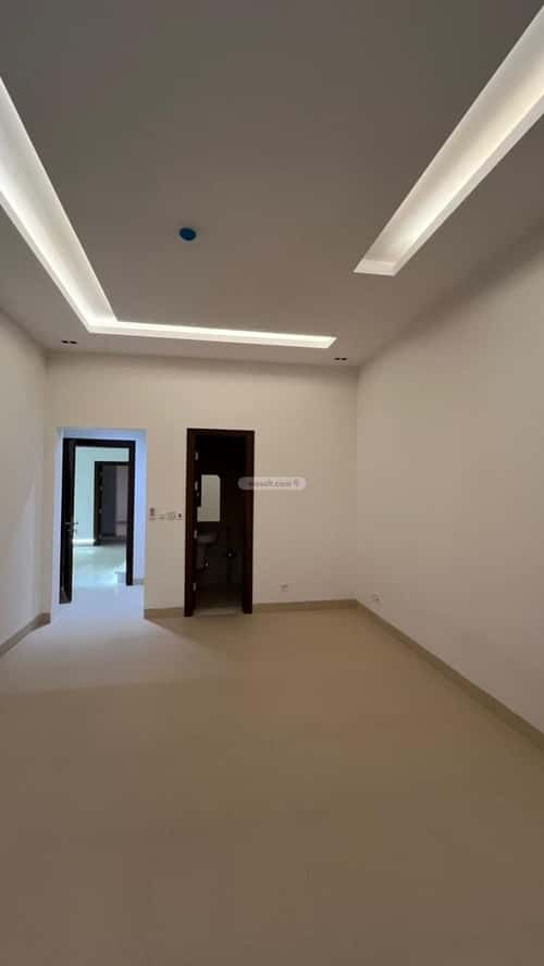 4 bedroom villa in Al Mahdiyyah 1