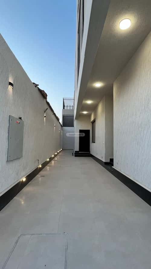 4 bedroom villa in Al Mahdiyyah 9