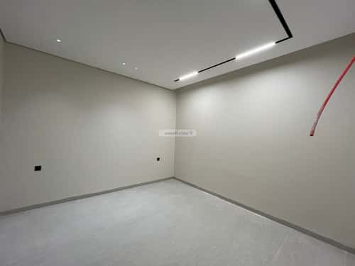 5 bedroom villa in Al Mahdiyyah 2