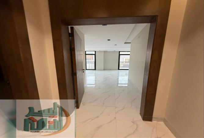 7 bedroom villa in Al Rimal 2