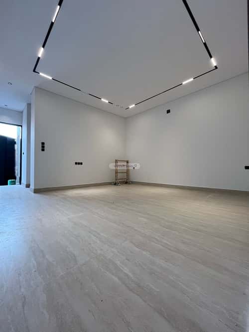 5 bedroom villa in Al Mahdiyyah 1