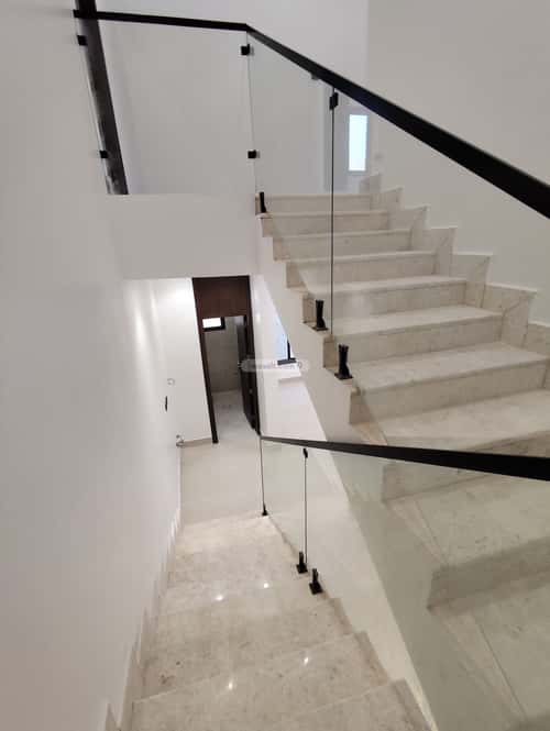 4 bedroom floor in Al Yarmouk 2