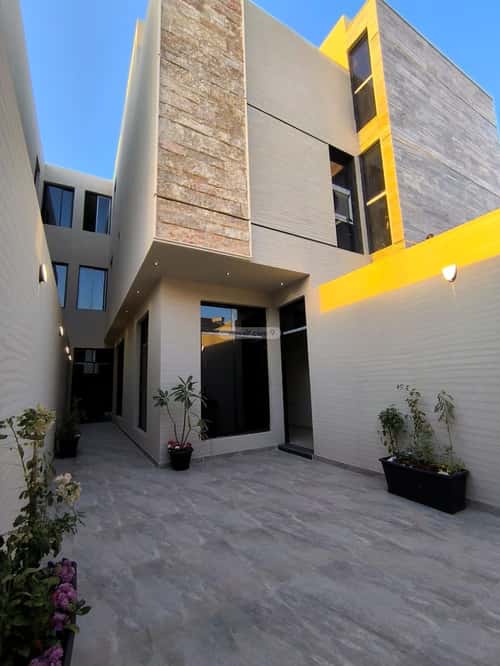 4 bedroom floor in Ishbiliyah 1