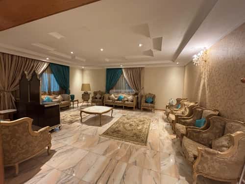 5 bedroom villa in Al Wadi 4
