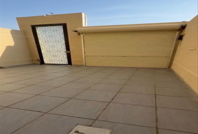 7 bedroom villa in Al Aridh 2