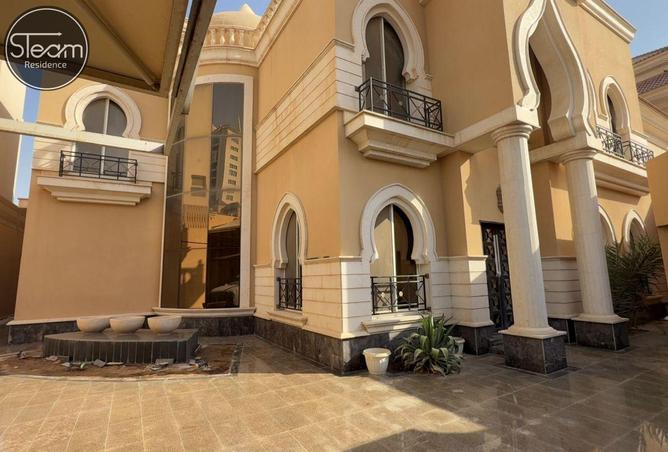 7 bedroom villa in Al Malqa 2
