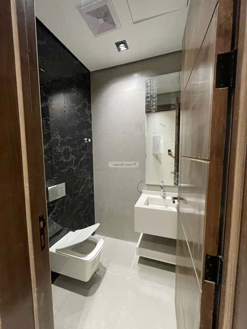 3 bedroom apartment in Al Yarmouk 18