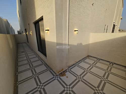 4 bedroom floor in Al Maizilah 2