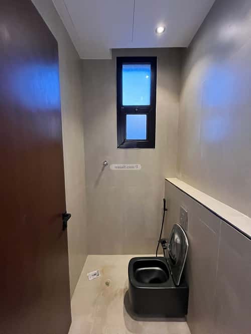 5 bedroom villa in Al Mahdiyyah 3