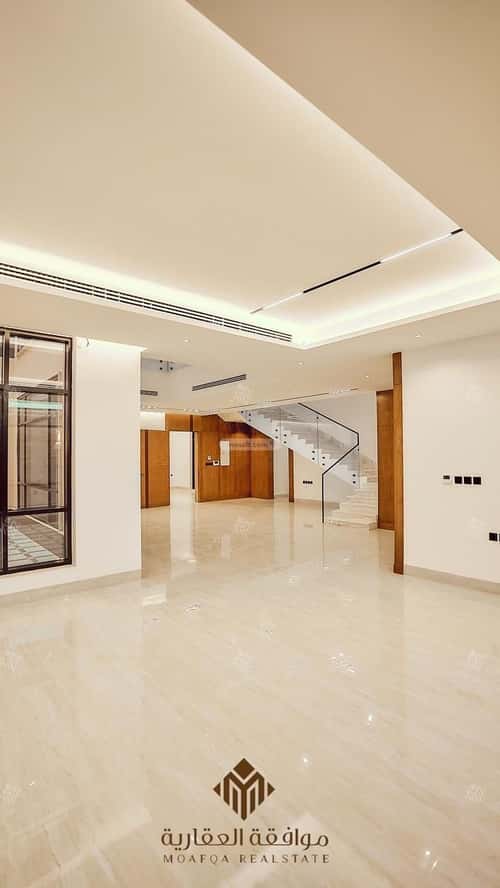 5 bedroom villa in Al Mahdiyyah 3