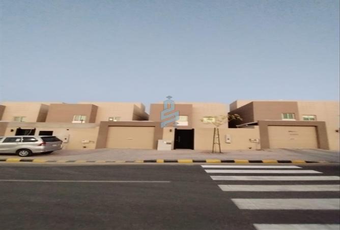 فيلا 3 غرف في King Khalid International Airport 2