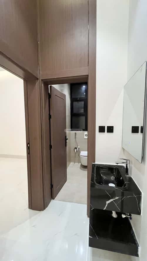 3 bedroom apartment in Al Mahdiyyah 4