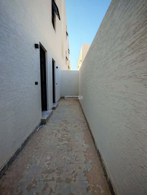 5 bedroom floor in Al Yarmouk 1