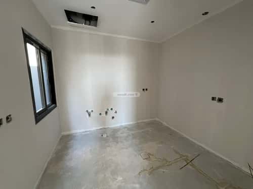4 bedroom apartment in Al Maizilah 9