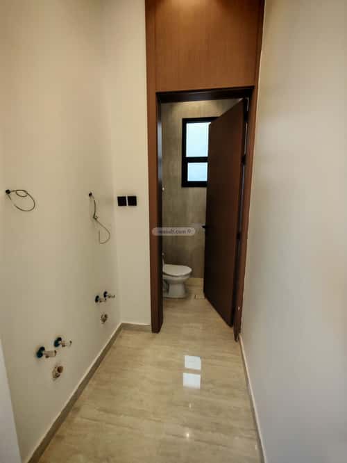 5 bedroom villa in Al Rimal 8