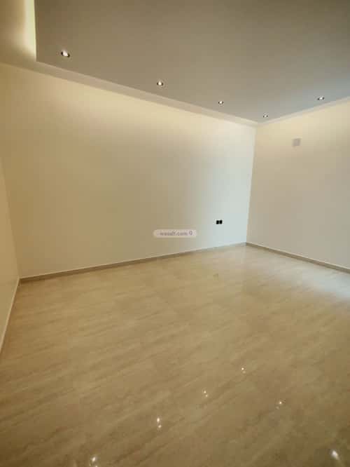 5 bedroom villa in Al Rimal 9
