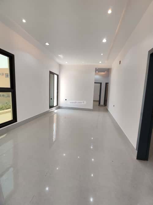 5 bedroom floor in Al Qadisiyah 5