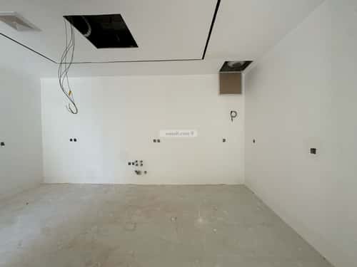 5 bedroom villa in Al Maizilah 1