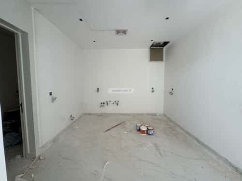 5 bedroom villa in Al Maizilah 10