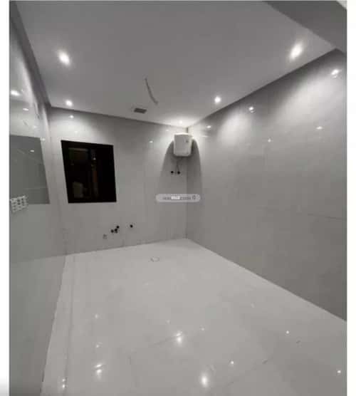 3 bedroom apartment in Al Hazm 1