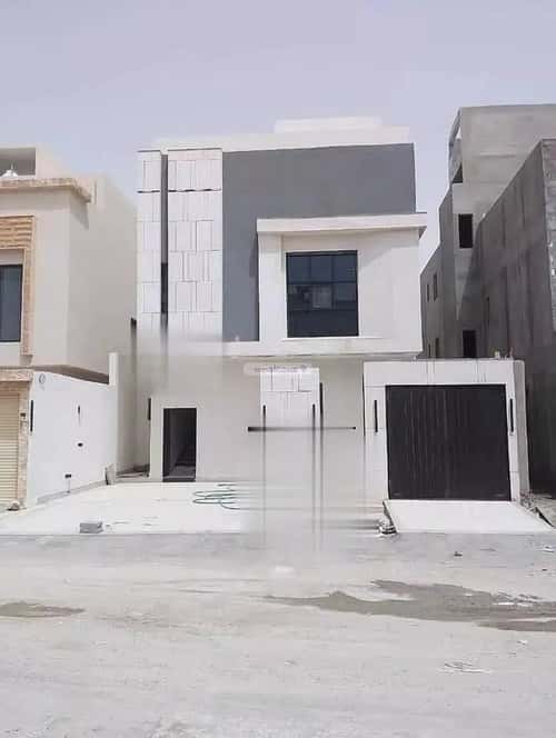 7 bedroom floor in Al Janadriyah 2