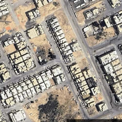 فيلا 8 غرف في العارض 2