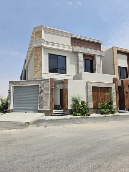 5 bedroom villa in Al Rimal 1