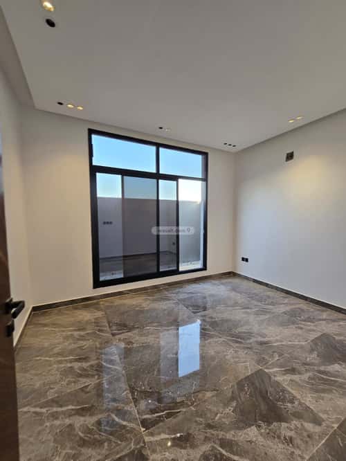 فيلا 5 غرف في عكاظ 1