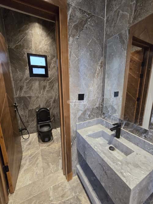 فيلا 5 غرف في عكاظ 2