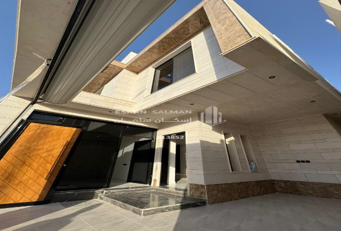 7 bedroom villa in Al Rimal 2