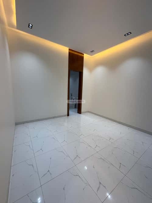 فيلا 5 غرف في الخليج 2