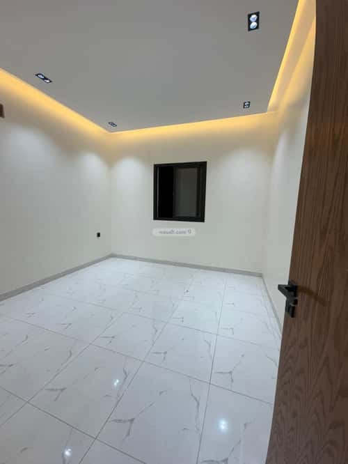5 bedroom villa in Al Khaleej 11