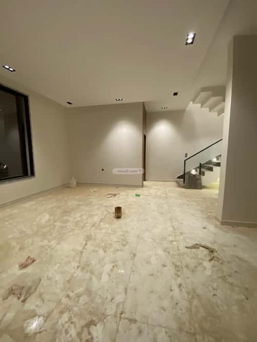 5 bedroom floor in Al Khaleej 3