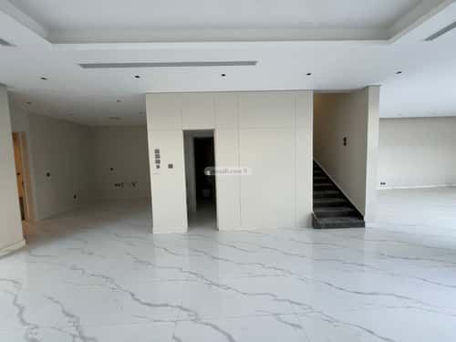 5 bedroom villa in Al Maizilah 14