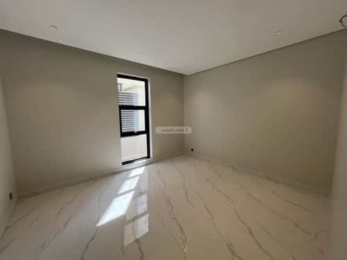 5 bedroom villa in Al Maizilah 18