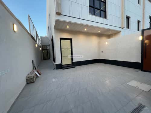 دور 4 غرف في المونسية 1