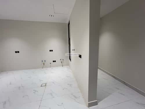 4 bedroom floor in Al Munsiyah 5