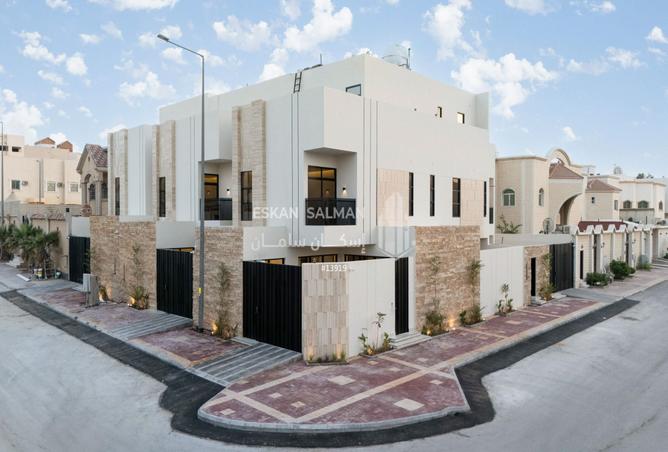 7 bedroom villa in At Taawon 2