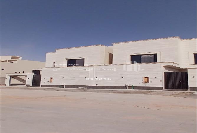 7 bedroom villa in Al Janadriyah 2
