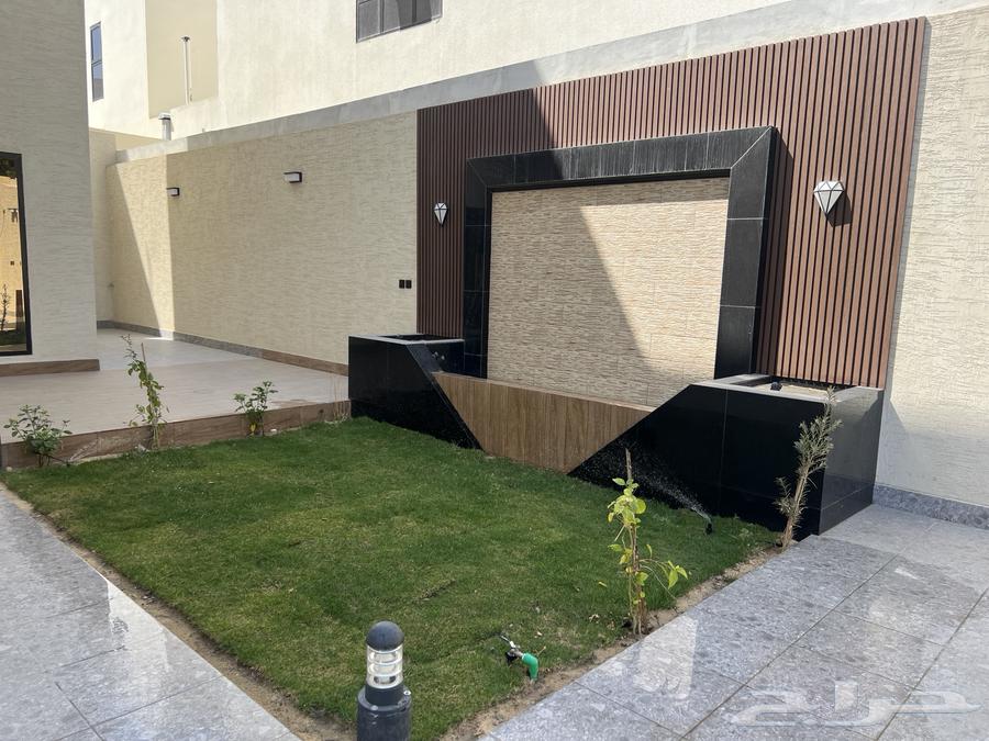 فيلا 5 غرف في العزيزية الثاني 53