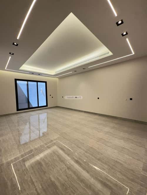 5 bedroom villa in Al Aridh 4