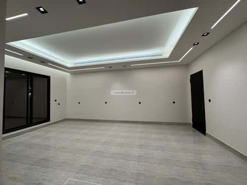 5 bedroom villa in Al Aridh 4