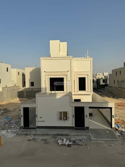 5 bedroom floor in Al Janadriyah 3