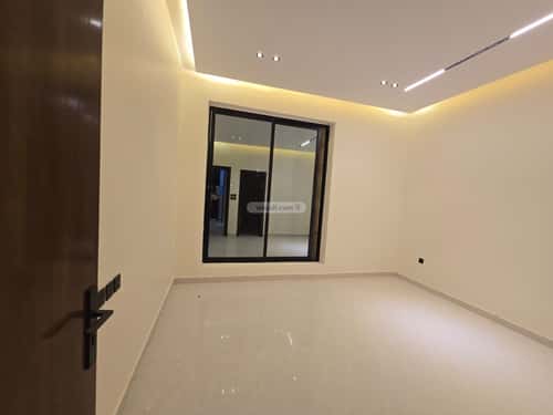 5 bedroom villa in Okaz 10
