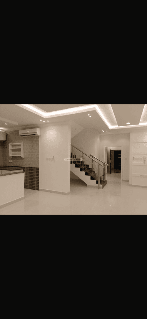 3 bedroom apartment in Al Yasmin 6