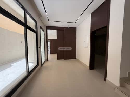 5 bedroom villa in Al Yarmouk 4