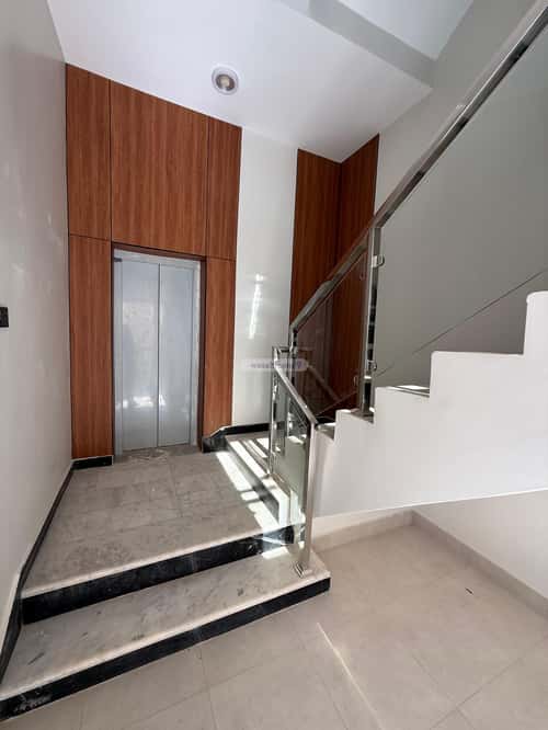 5 bedroom floor in Al Rimal 14