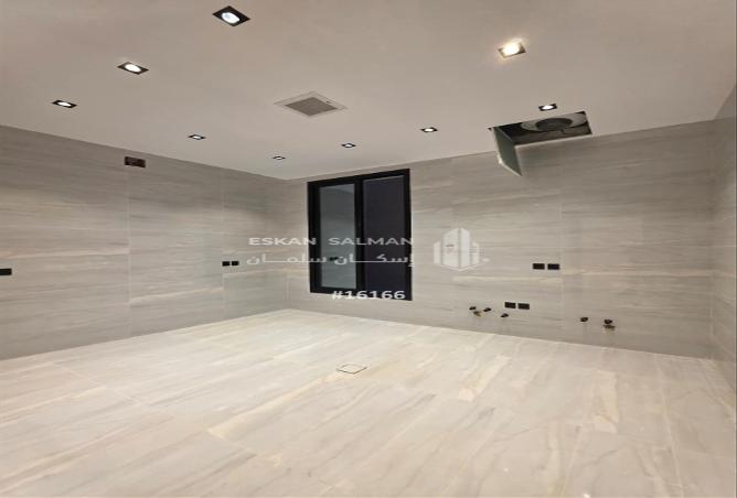 7 bedroom apartment in Al Bayan 3