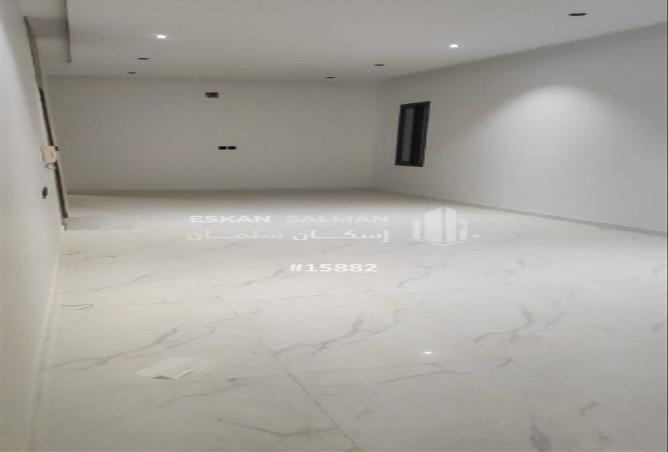 6 bedroom villa in Dirab 2
