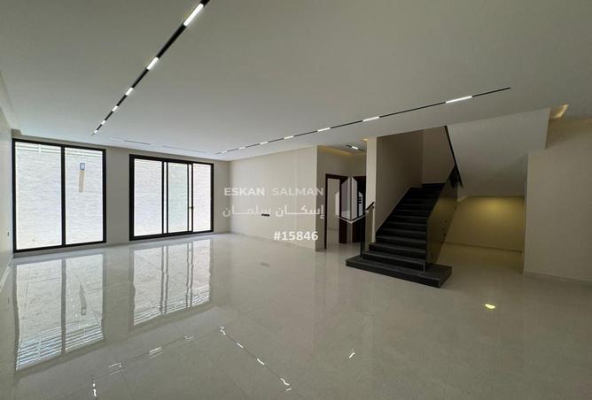 7 bedroom apartment in Al Awali 3